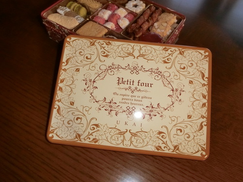 宝石箱のような「アトリエうかい」のクッキー