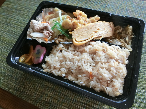 今日のランチは、街角弁当