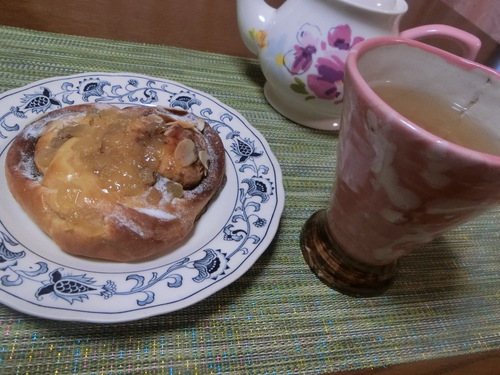 アップルシナモンハートでお茶タイム