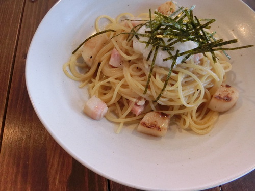 個性的な古民家カフェ「まめぼん」