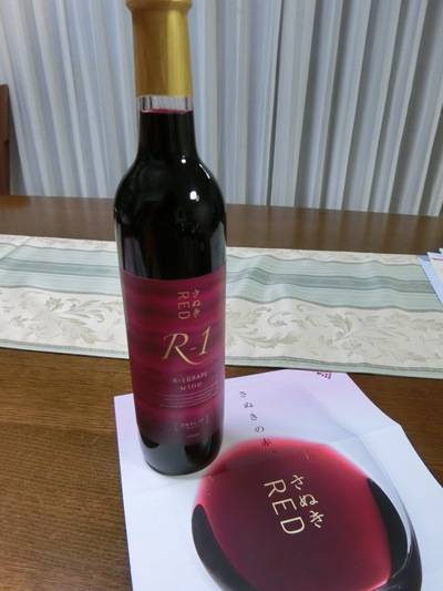 望月先生のワイン「さぬきRED」を買う
