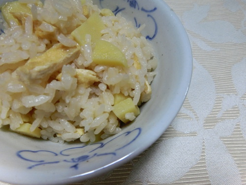 タケノコご飯を炊くときは、これを入れると絶品になるよ！