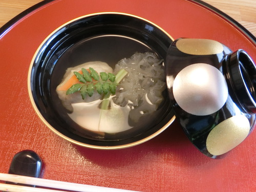 ランチも時には格調高く