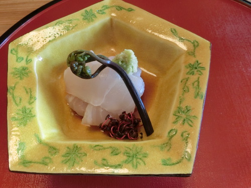 ランチも時には格調高く