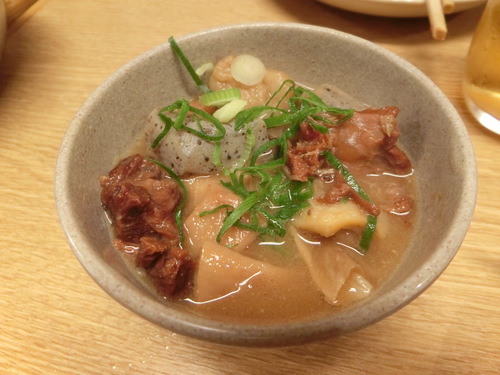 今回の大阪ハイライトは、「串かつだるま」に行ったこと