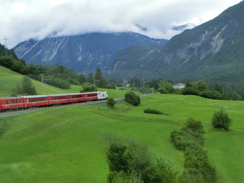 感動の旅「スイスハイキング」
