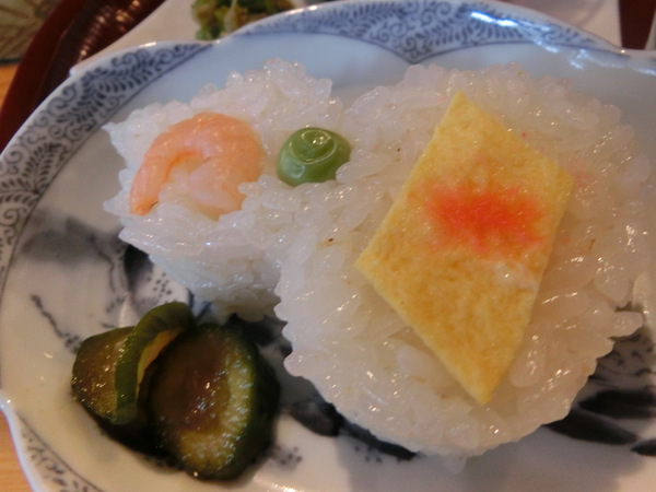 ダチョウがいる古民家カフェ