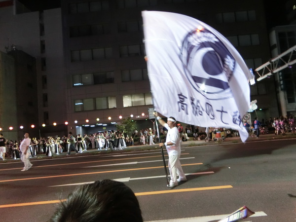 高松祭り総おどり、アーケード街をなぜ使わないのかな？
