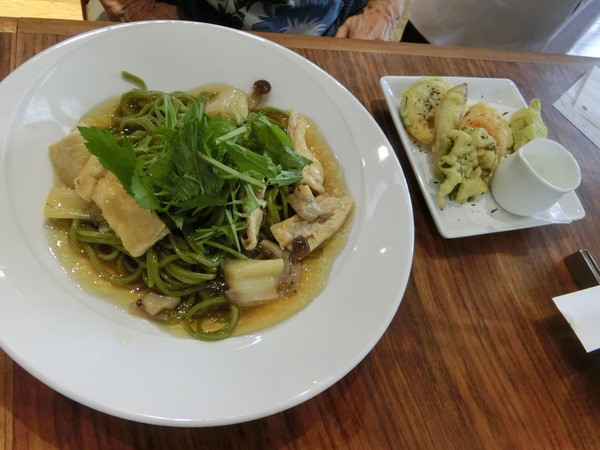 今日も外ランチ・「ガーデンカフェ栗林」