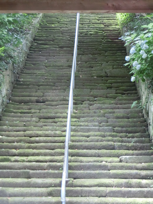 黄門さんの実兄、頼重公の菩提寺（法然寺）