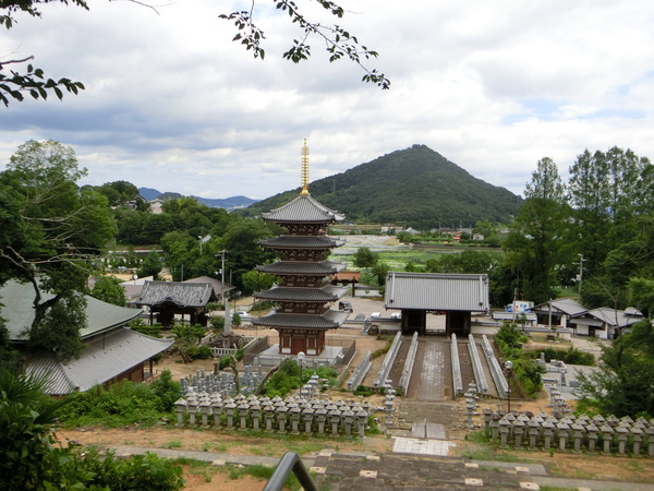 黄門さんの実兄、頼重公の菩提寺（法然寺）