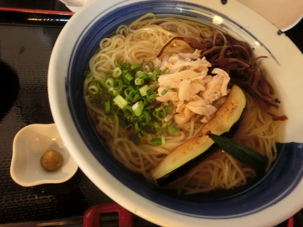 「竜雲うどん」に吸い込まれて～