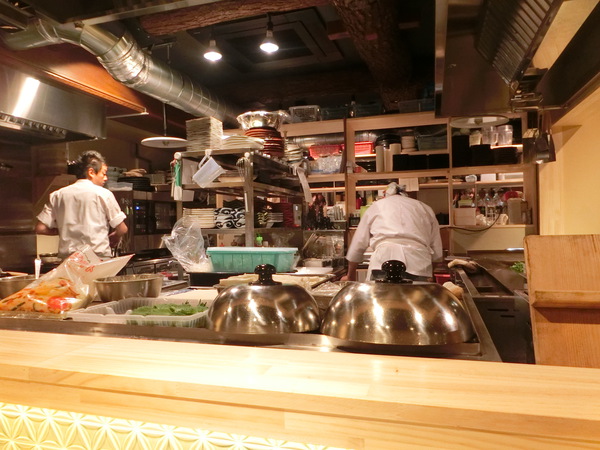 １０月オープンの居酒屋「肉割烹　牛若丸」