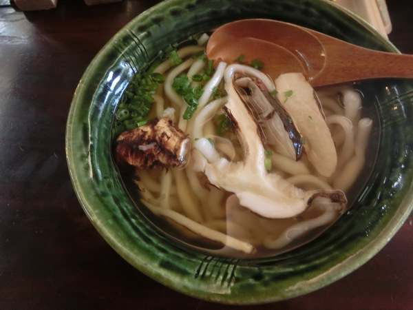八十八庵のマッタケうどん