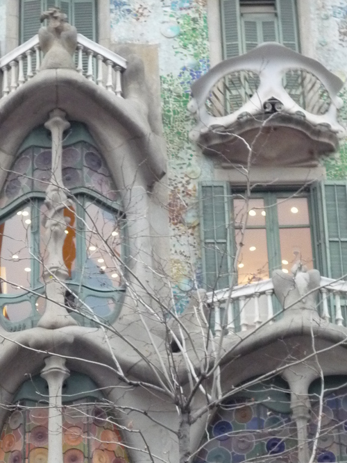 スペインの旅｢ガウディの建築物｣