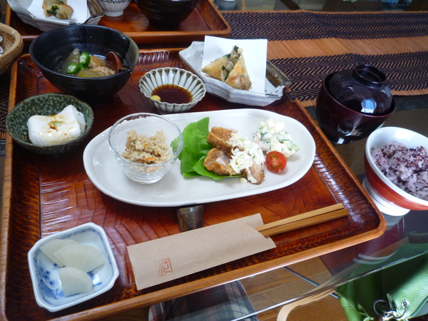今日はお二人のブログにお世話になりました。