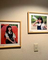 「ベビー＆キッズ写真展2024」、あずちゃんのママが、展示の額をおうちに飾られました。