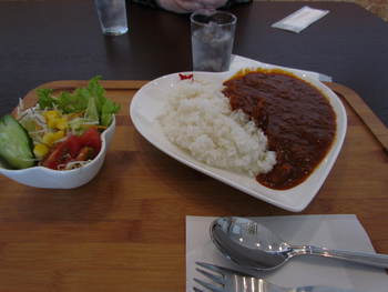 昼食　安くておいしい店　　ベルシティ内　三木町学園駅