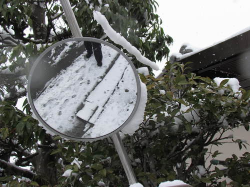 面白い雪　の様子　　　