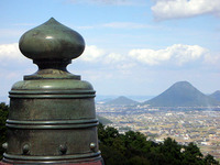 飯野山