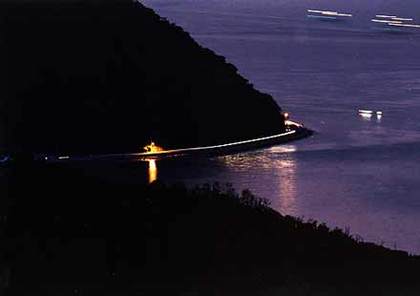”　夕餉・・・”