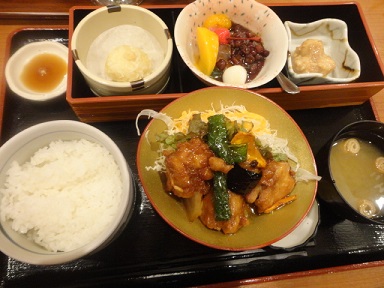 街中ランチ