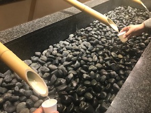 お菓子の城やって！
