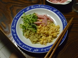 今日の中高生は冷やし中華