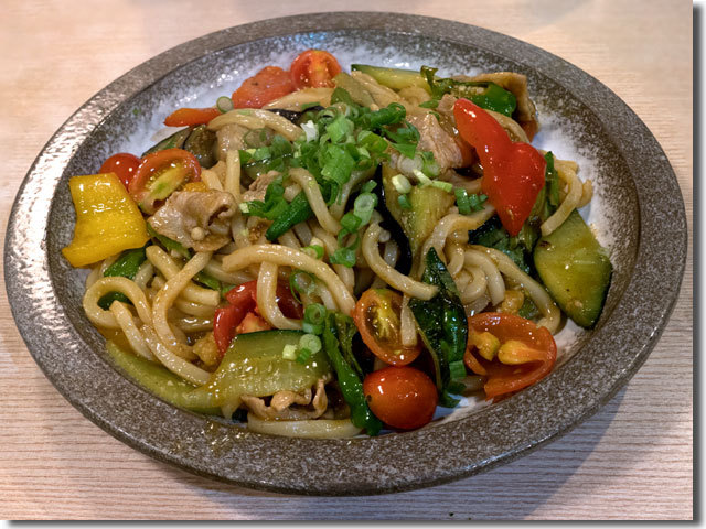 夏野菜カレー炒めうどん