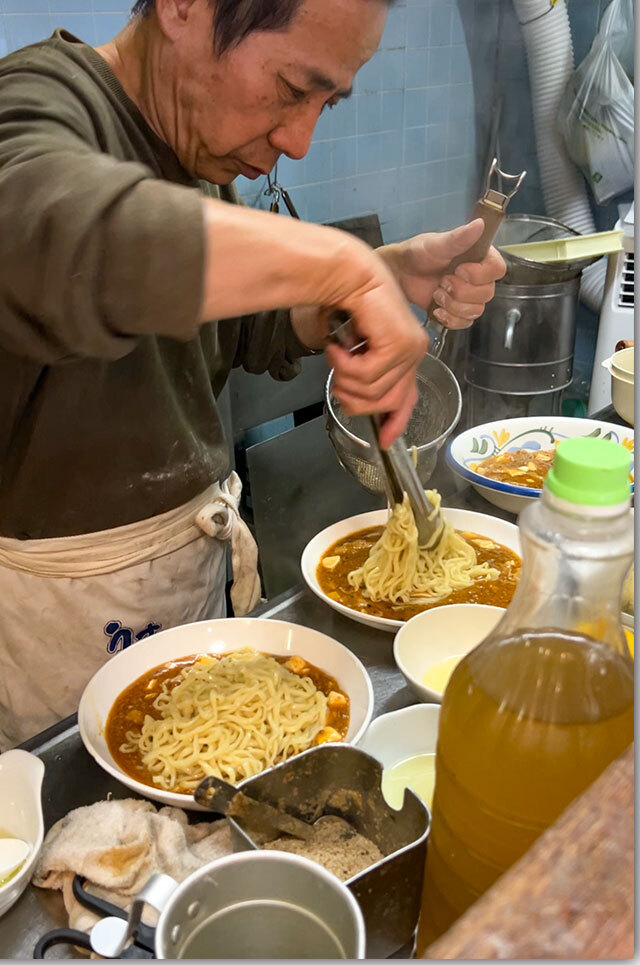 さぬ一　麻婆ラーメン