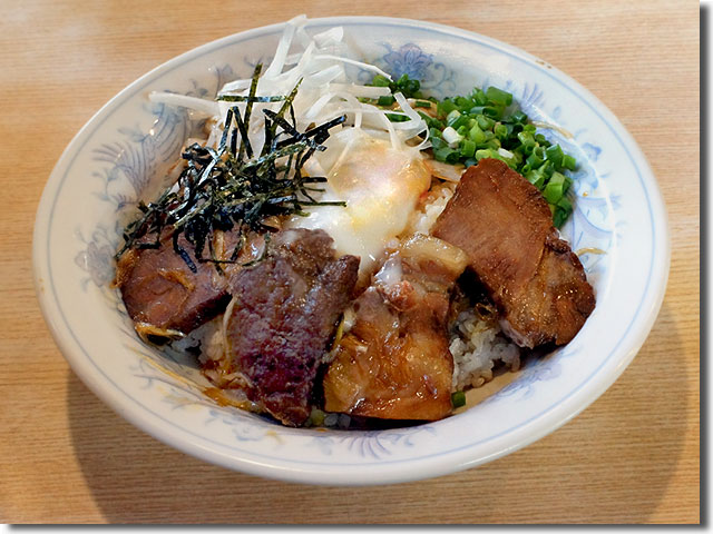 チャーシュー丼＠さぬ一
