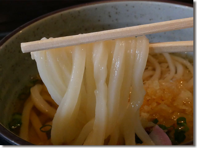 しなやかな女麺