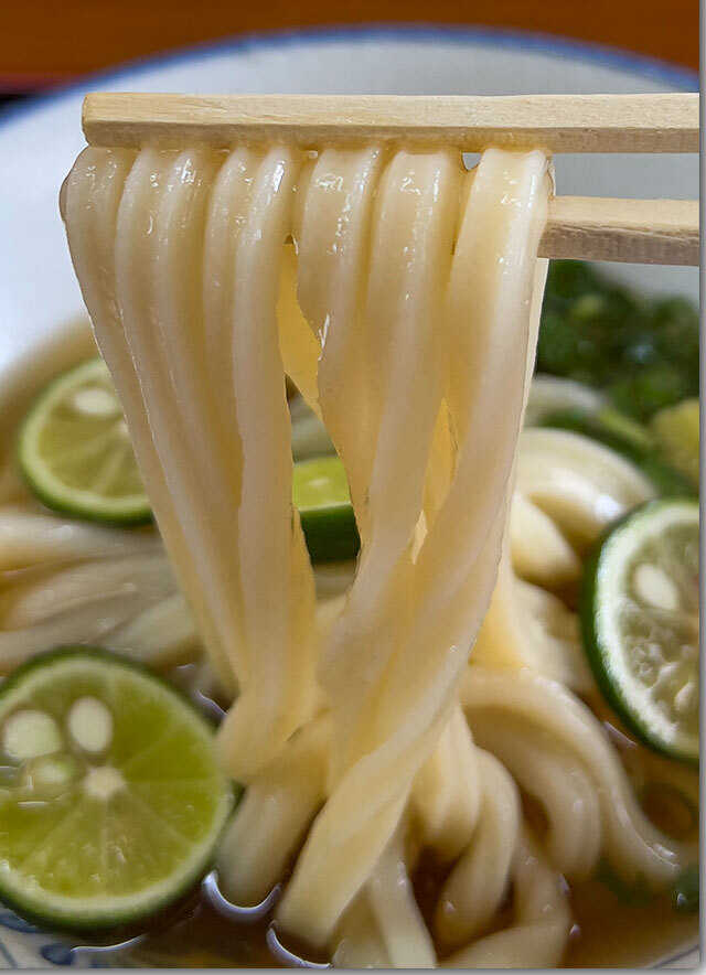 スダチ冷や掛け 手打ち麺や大島