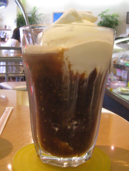 ＭＯＲＩＭＡＲＩ　ＣＡＦＥにて