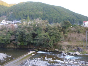 馬路村