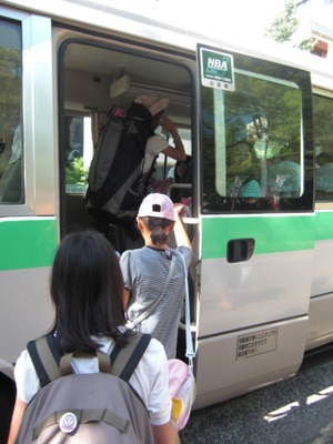 キャンプに出発！！