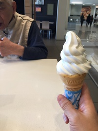 ソフトクリーム食べたい！
