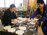 せんべい屋？返せ？何を？