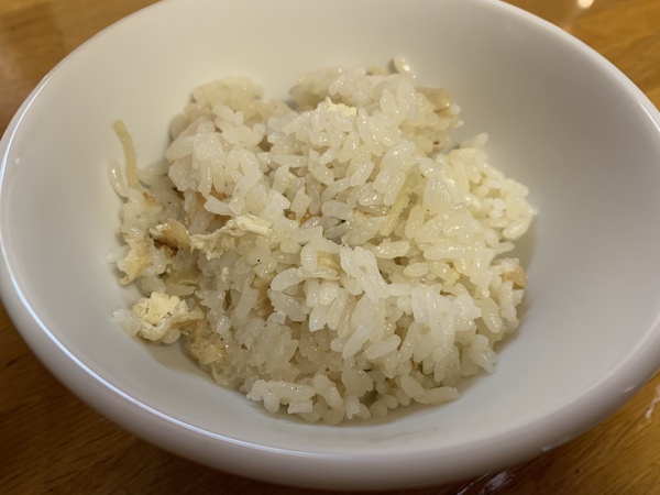 支那そば 讃岐ロック（塩ラーメン味玉入り、生姜の炊き込みご飯）