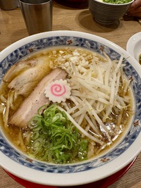ラーメン若松（背脂煮干しラーメン＋半チャーハン）