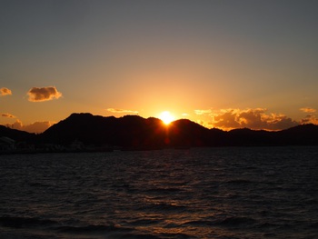 島からの夕方の風景　１２／２８