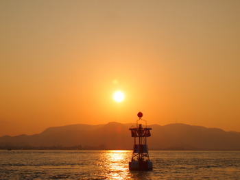 船からの夕方の風景　11／01