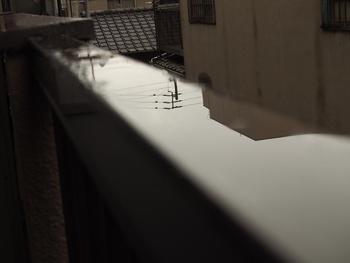 雨の朝