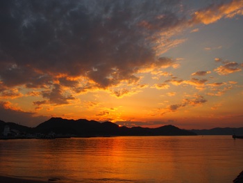 夕陽を眺めながら