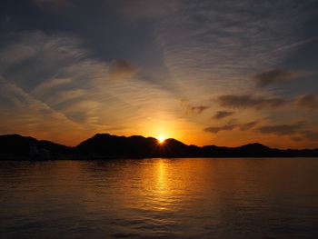 島の夕方の風景