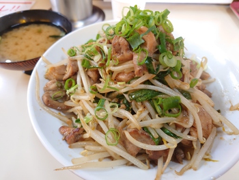 かしわバター丼野菜増し