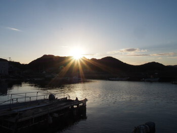 夕陽の位置がまだ高い