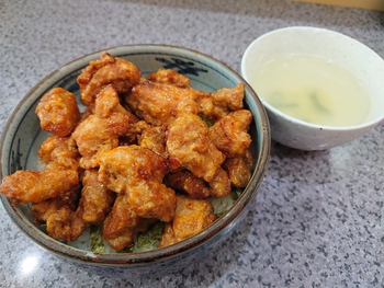 辛口から揚げ丼