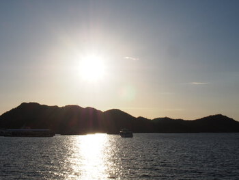 夕陽の位置がまだ高い