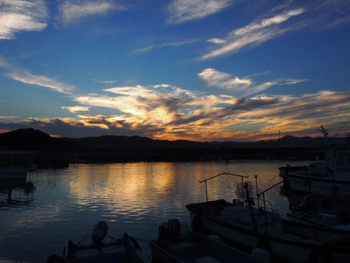 静かな夕方